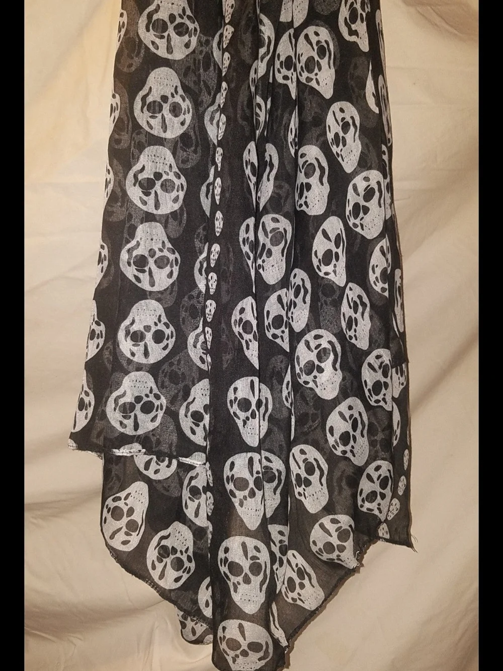 Black and White Skull Print Women's Scarf